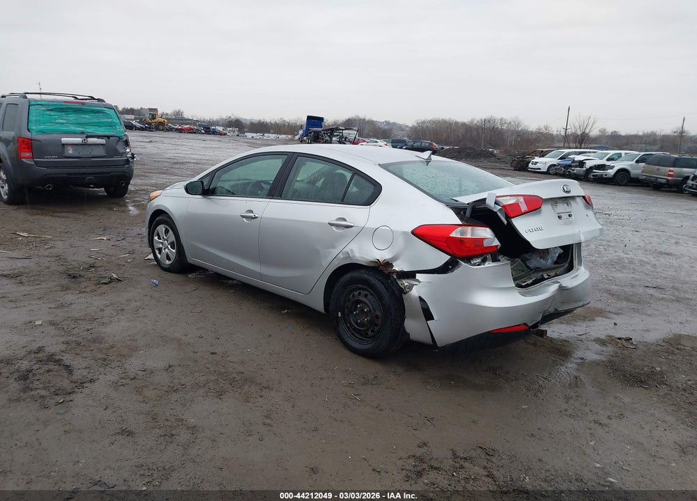2015 KIA FORTE LX VIN: KNAFK4A62F5267776