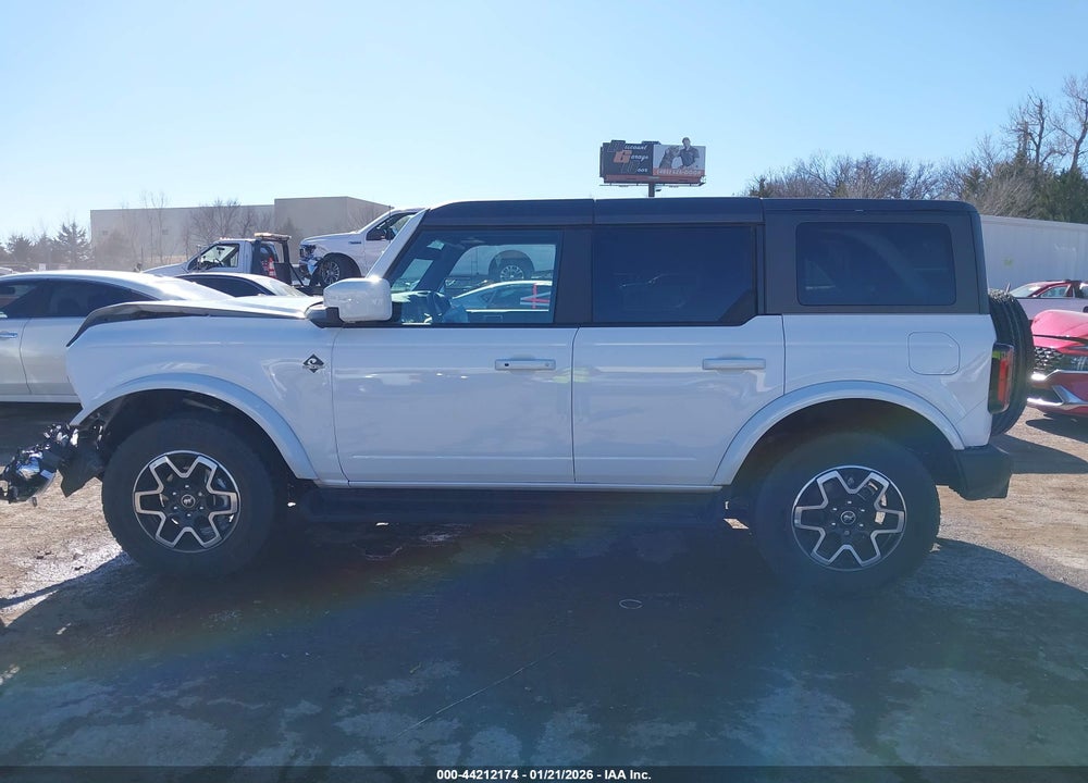 2025 FORD BRONCO OUTER BANKS VIN: 1FMDE8BH8SLA98552