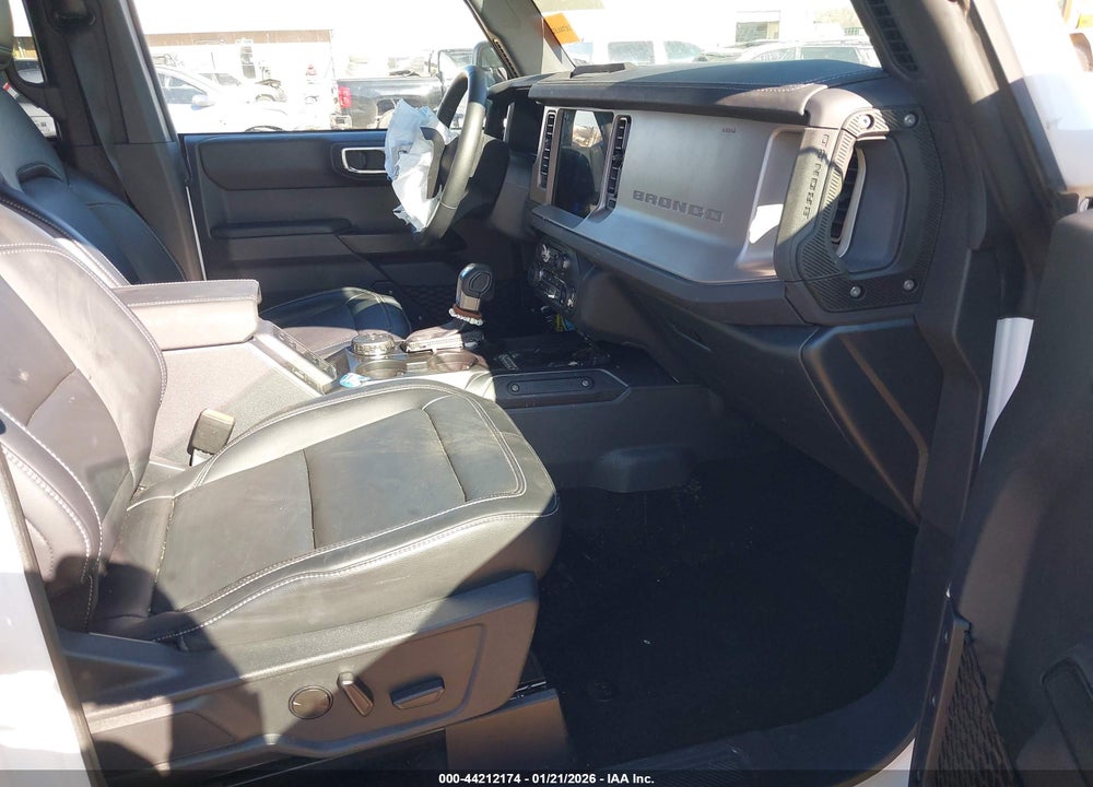 2025 FORD BRONCO OUTER BANKS VIN: 1FMDE8BH8SLA98552