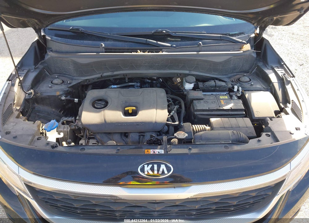 2021 KIA SELTOS EX VIN: KNDERCAA5M7169268