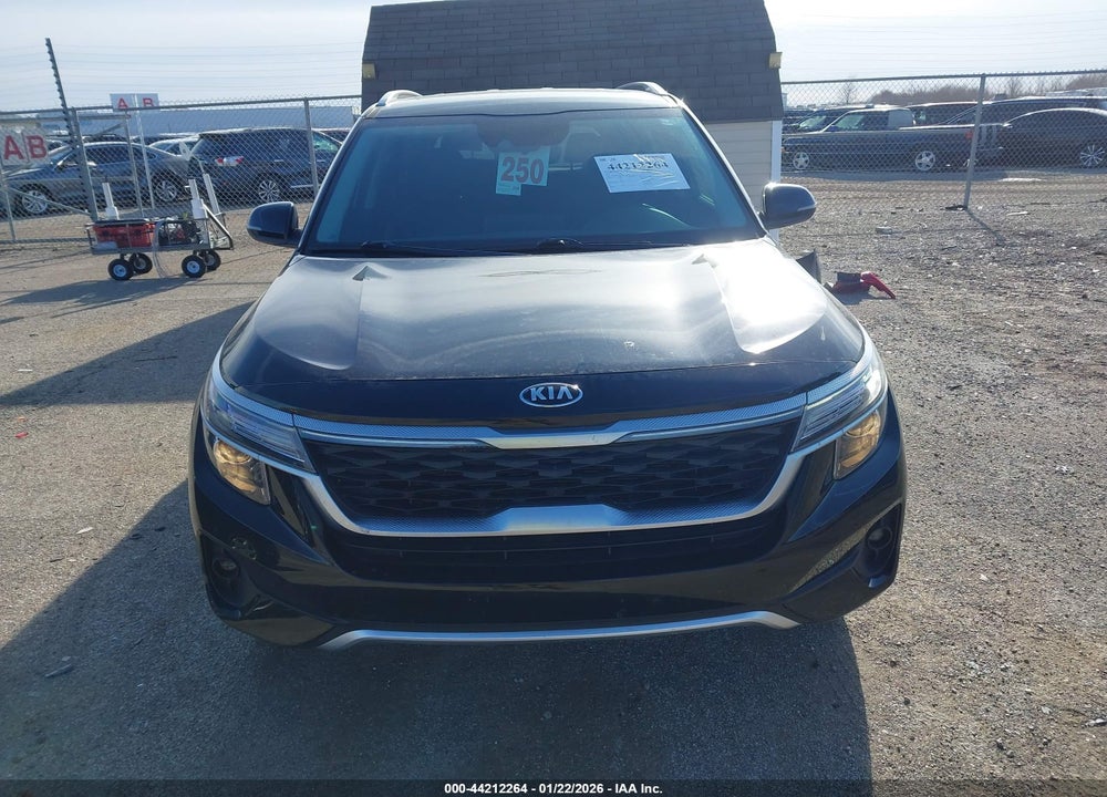 2021 KIA SELTOS EX VIN: KNDERCAA5M7169268