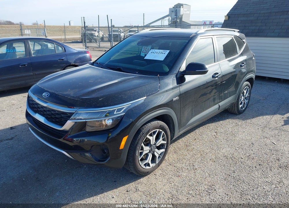 2021 KIA SELTOS EX VIN: KNDERCAA5M7169268