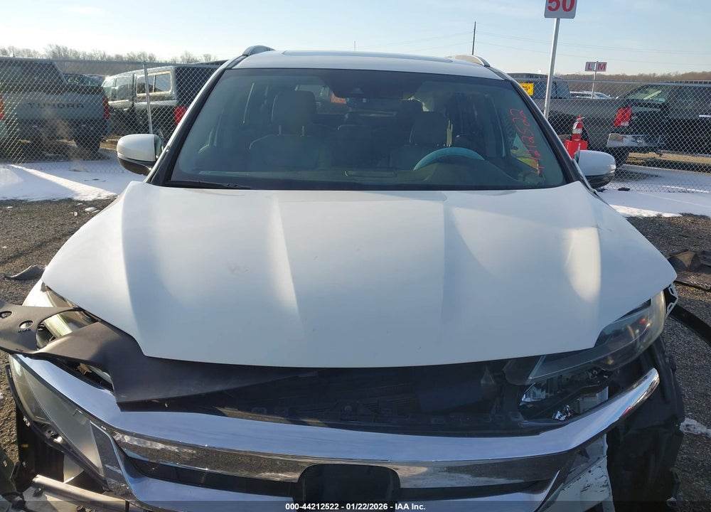 2019 HONDA PILOT TOURING VIN: 5FNYF6H98KB000839