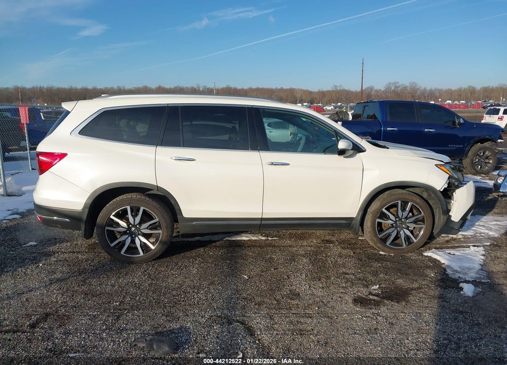 2019 HONDA PILOT TOURING VIN: 5FNYF6H98KB000839