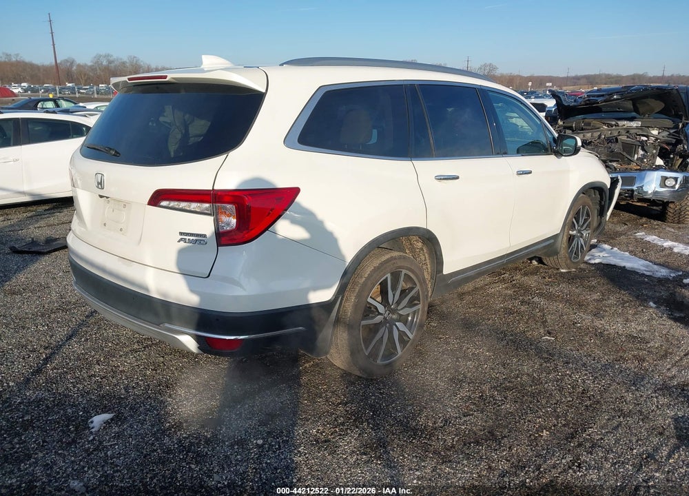 2019 HONDA PILOT TOURING VIN: 5FNYF6H98KB000839