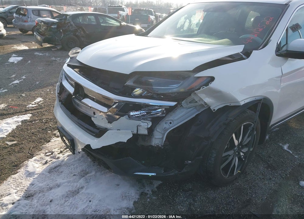 2019 HONDA PILOT TOURING VIN: 5FNYF6H98KB000839