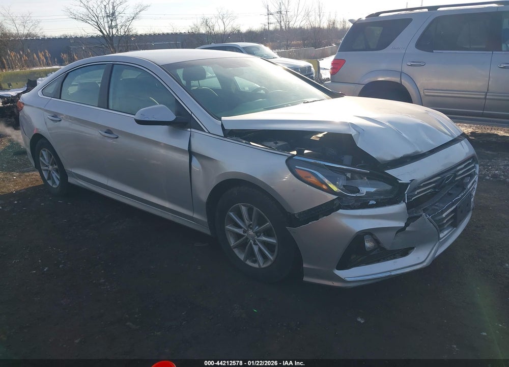 2019 HYUNDAI SONATA SE VIN: 5NPE24AF2KH818023