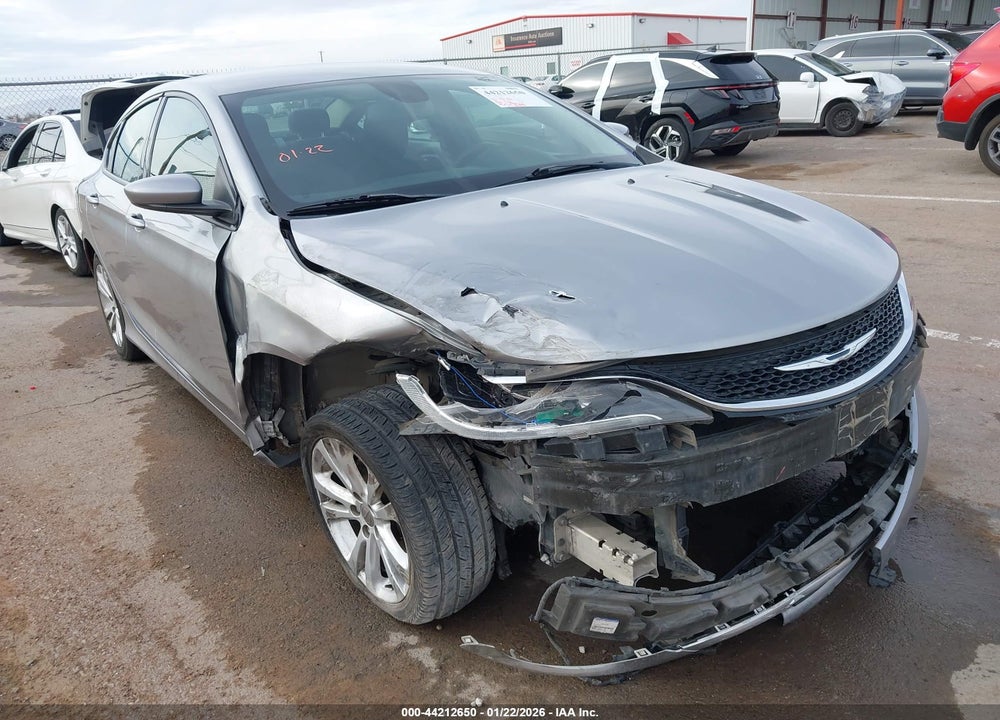 2015 CHRYSLER 200 LIMITED VIN: 1C3CCCAB4FN586613
