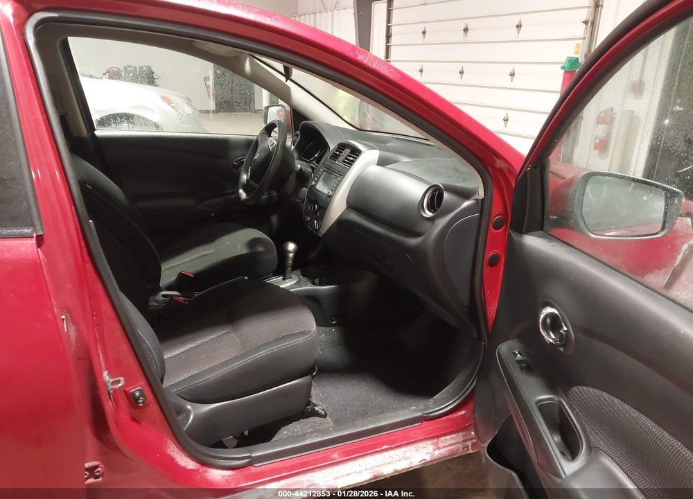 2015 NISSAN VERSA 1.6 SL VIN: 3N1CN7AP7FL896945