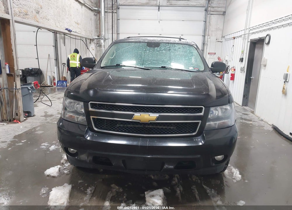 2013 CHEVROLET TAHOE LT VIN: 1GNSKBE02DR304169