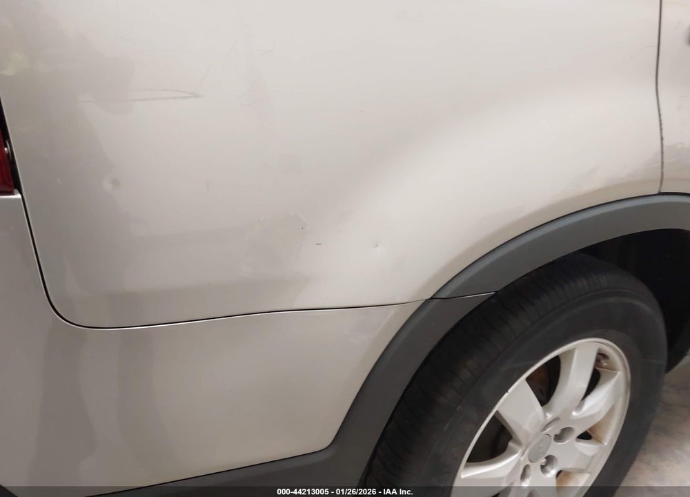2013 KIA SORENTO LX VIN: 5XYKT3A18DG312916