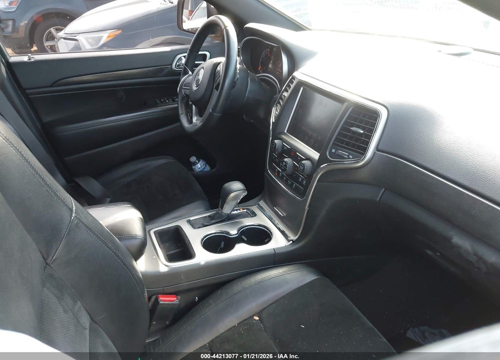 2017 JEEP GRAND CHEROKEE ALTITUDE 4X2 VIN: 1C4RJEAG0HC837547
