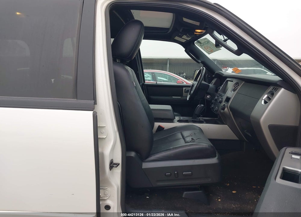 2015 FORD EXPEDITION XLT VIN: 1FMJU1JT5FEF12917