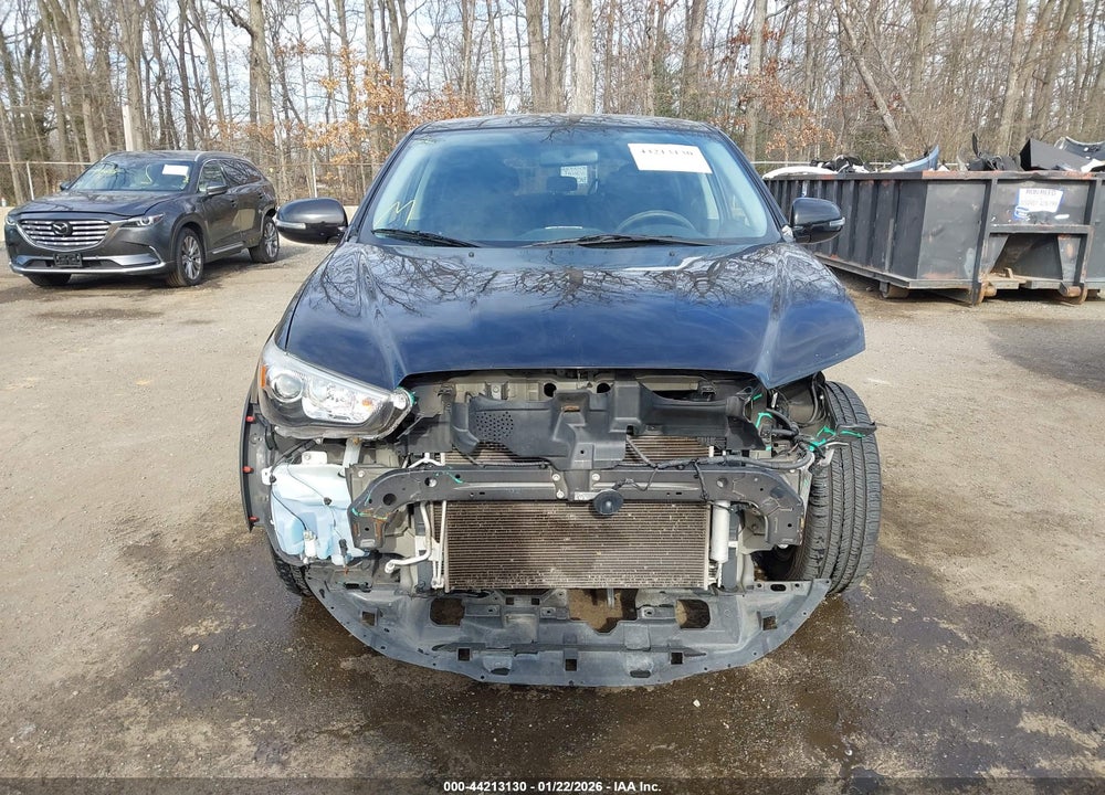 2018 MITSUBISHI OUTLANDER SPORT 2.0 ES VIN: JA4AP3AU3JU011811