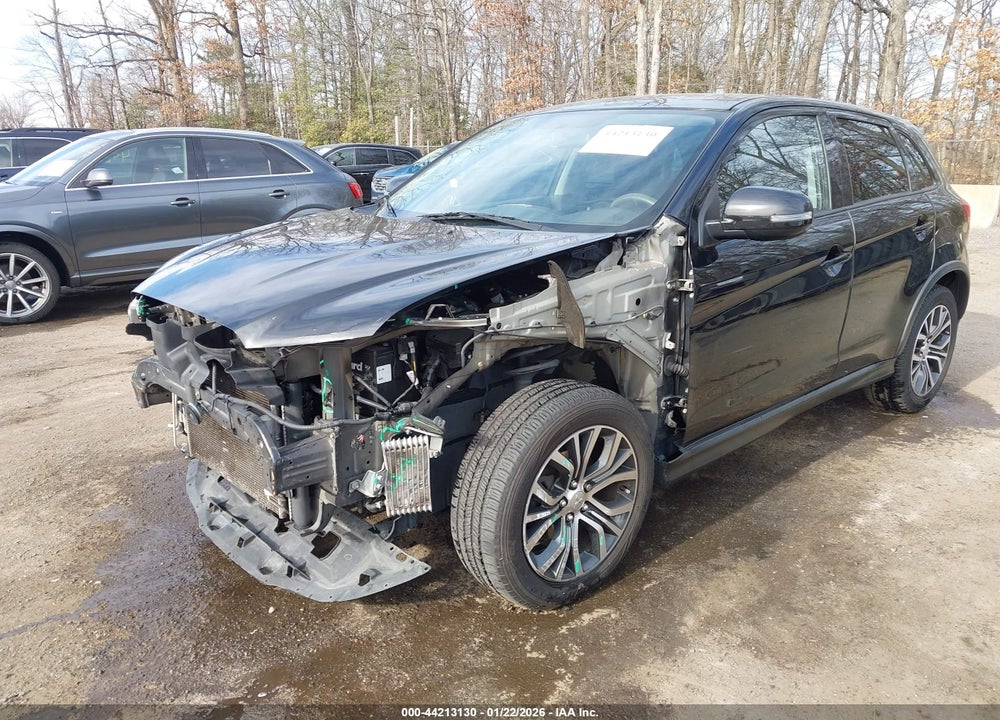 2018 MITSUBISHI OUTLANDER SPORT 2.0 ES VIN: JA4AP3AU3JU011811