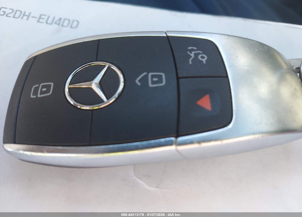 2019 MERCEDES-BENZ C 300 VIN: WDDWJ8DB0KF824121
