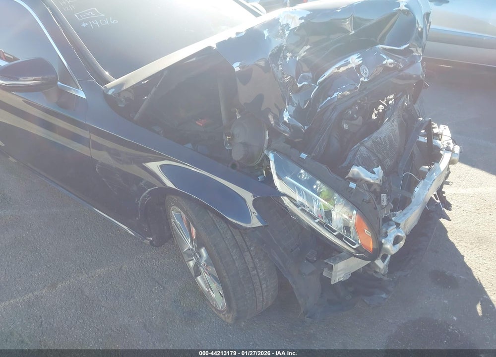 2019 MERCEDES-BENZ C 300 VIN: WDDWJ8DB0KF824121