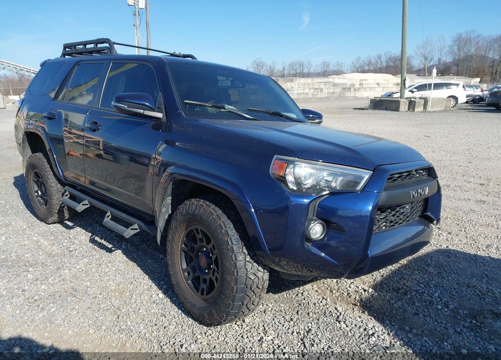 2019 TOYOTA 4RUNNER SR5 PREMIUM VIN: JTEBU5JR1K5637181