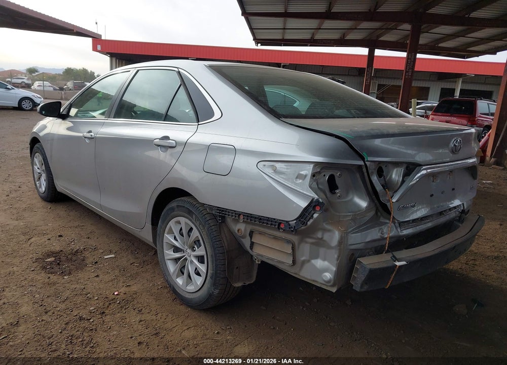 2016 TOYOTA CAMRY LE/XLE/SE/XSE VIN: 4T4BF1FK3GR522230
