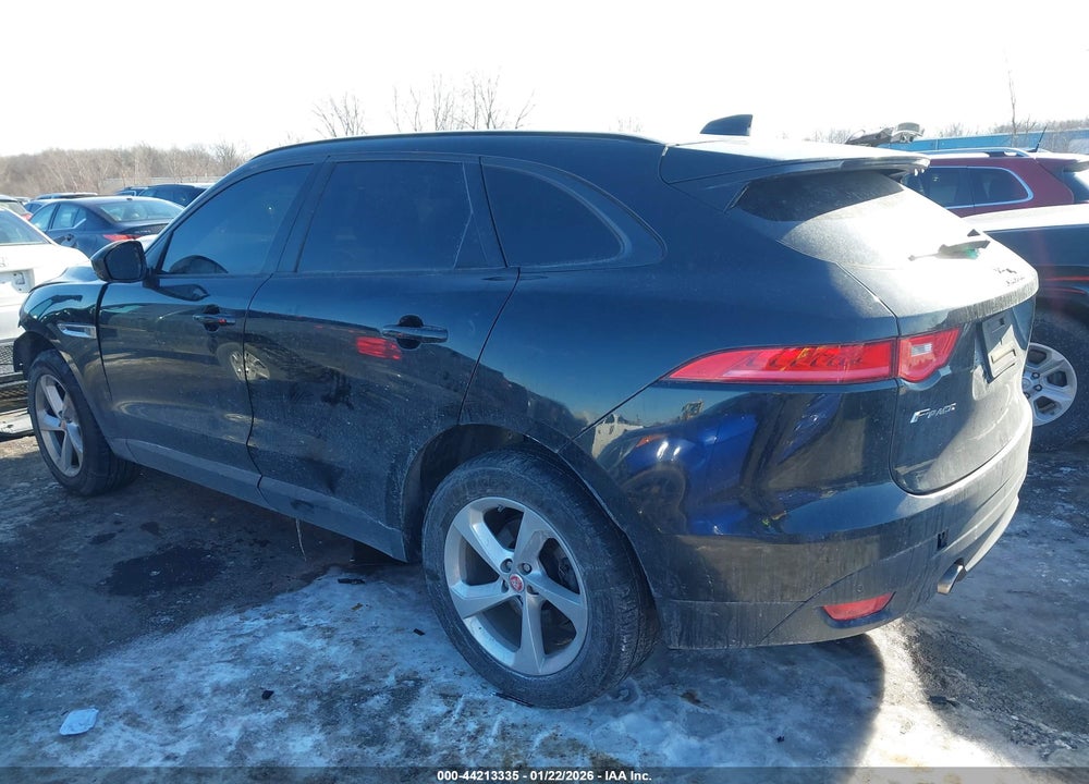 2017 JAGUAR F-PACE 35T PREMIUM VIN: SADCJ2BV4HA881794