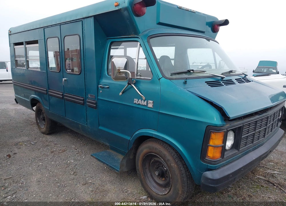 1982 DODGE RAM VAN B350 VIN: 2B7KB33U1CK125045