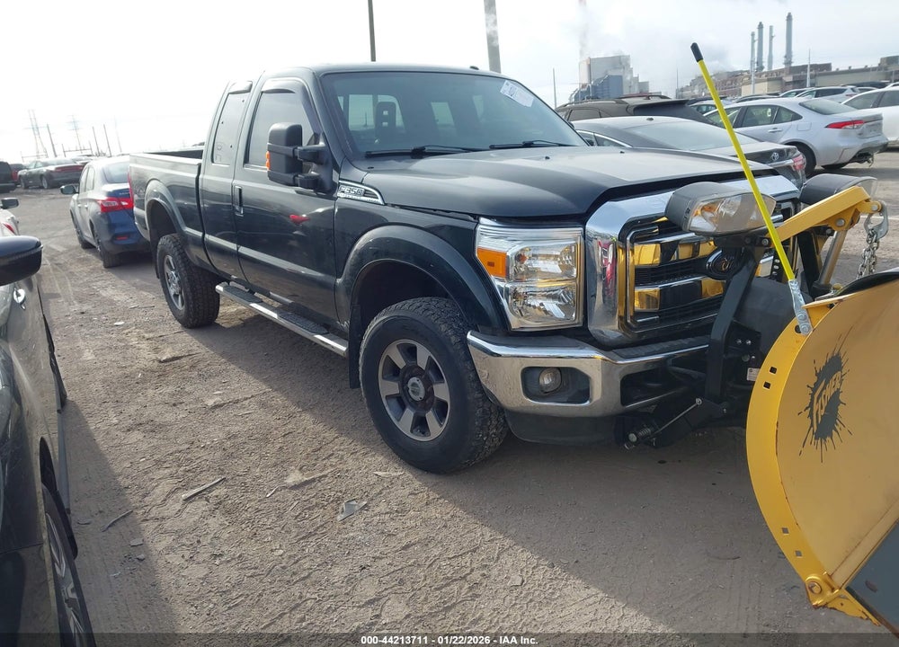 2015 FORD F-350 LARIAT VIN: 1FT8X3B65FEA49319