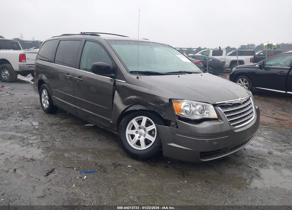2010 CHRYSLER TOWN & COUNTRY NEW LX VIN: 2A4RR2D16AR404076