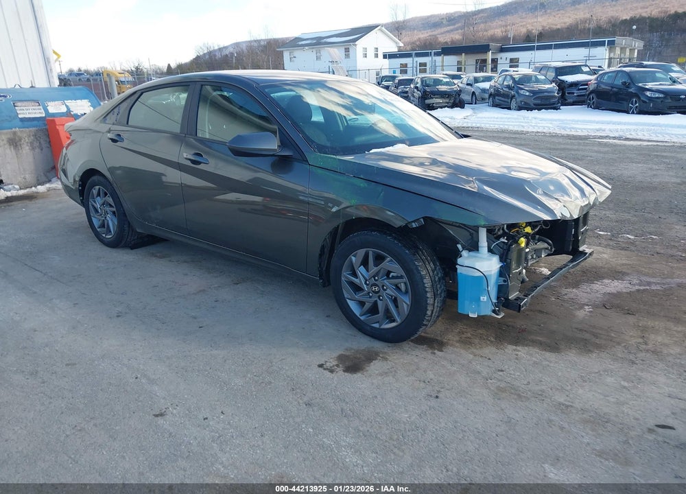 2024 HYUNDAI ELANTRA SEL VIN: KMHLM4DG0RU641408