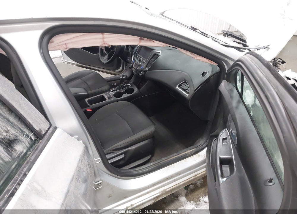 2019 CHEVROLET CRUZE LT VIN: 1G1BE5SM7K7100994