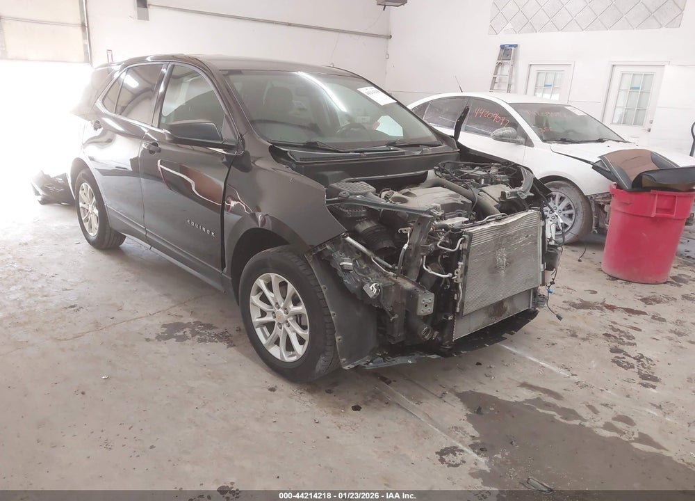 2018 CHEVROLET EQUINOX LT VIN: 2GNAXSEV9J6205588