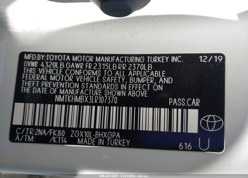 2020 TOYOTA C-HR XLE VIN: NMTKHMBX3LR107370