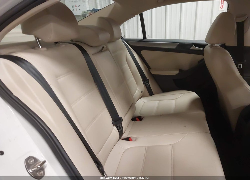 2017 VOLKSWAGEN JETTA 1.4T SE VIN: 3VWDB7AJ7HM294174