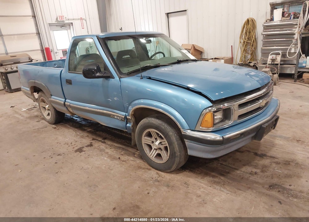 1997 CHEVROLET S-10 LS FLEETSIDE VIN: 1GCCS1449VK114908