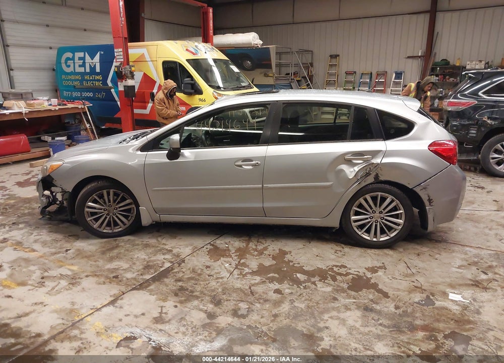 2013 SUBARU IMPREZA 2.0I PREMIUM VIN: JF1GPAD68DH829829