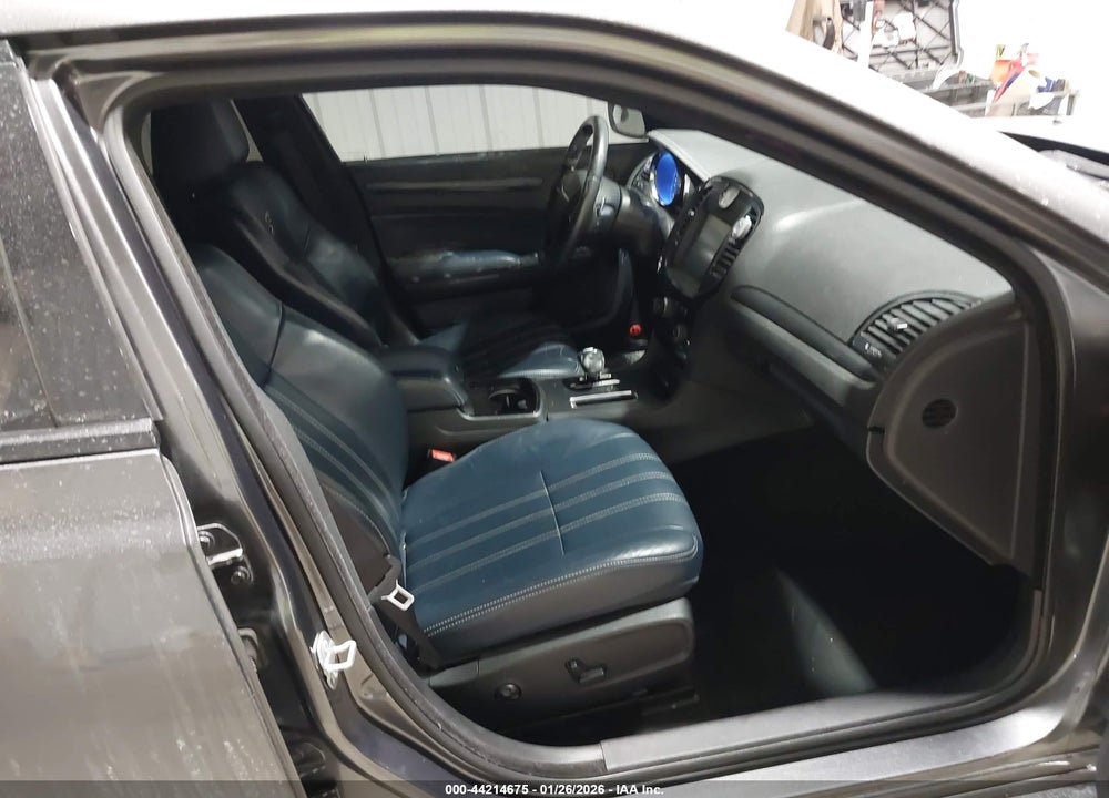 2014 CHRYSLER 300 VIN: 2C3CCABG9EH323846