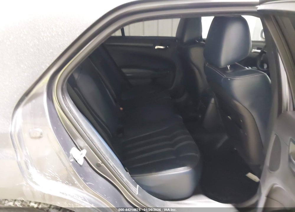 2014 CHRYSLER 300 VIN: 2C3CCABG9EH323846