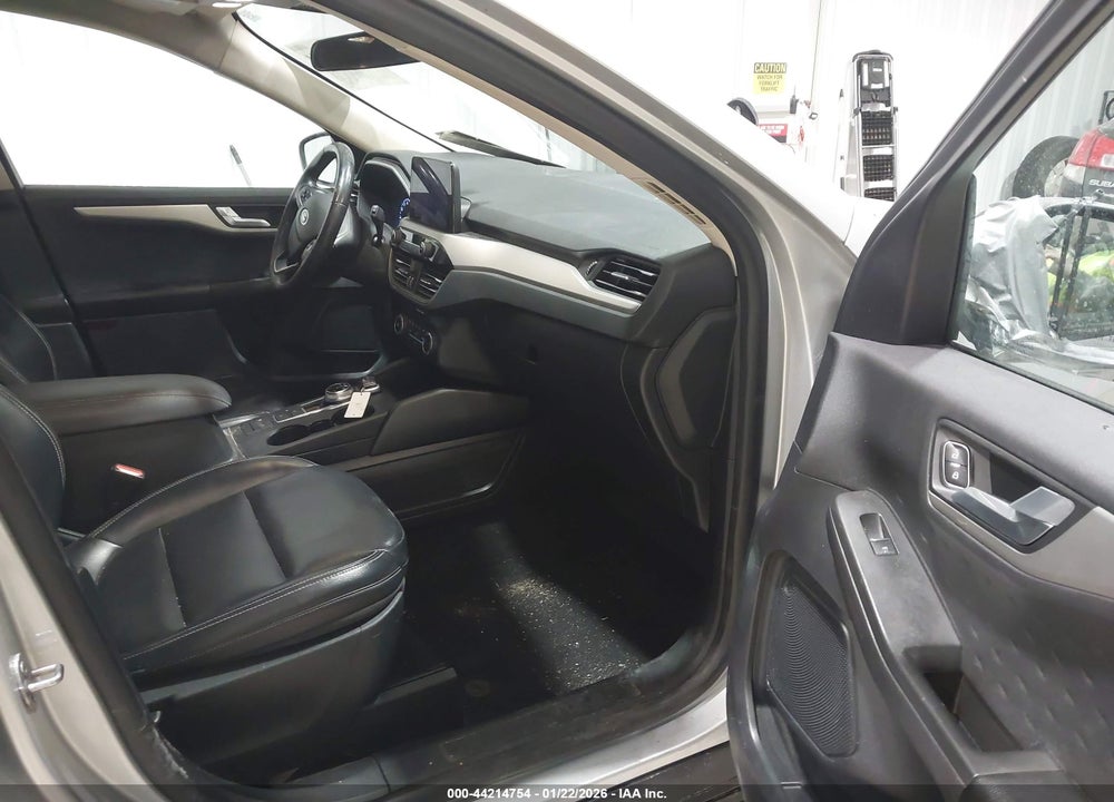 2020 FORD ESCAPE SEL VIN: 1FMCU9H66LUB32395