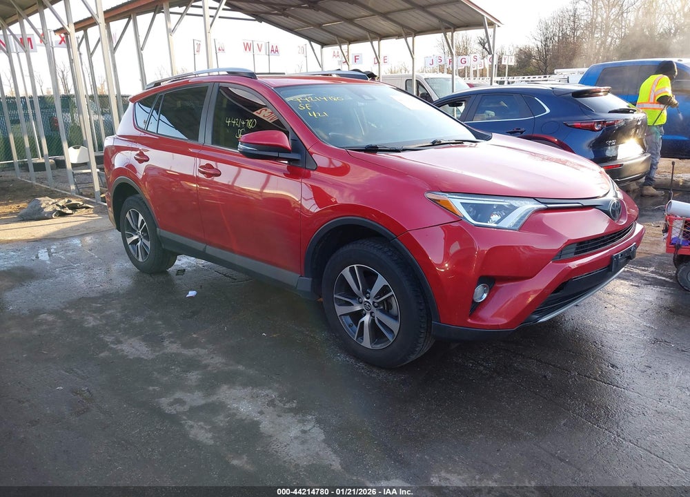 2017 TOYOTA RAV4 XLE VIN: JTMRFREV9HJ145428