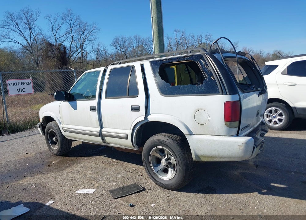 2001 CHEVROLET BLAZER LS VIN: 1GNCS13W012191963