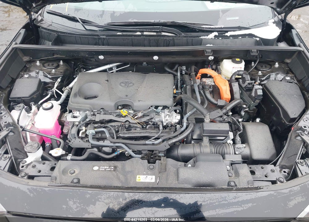 2025 TOYOTA RAV4 HYBRID XLE VIN: 4T3RWRFV2SU195093