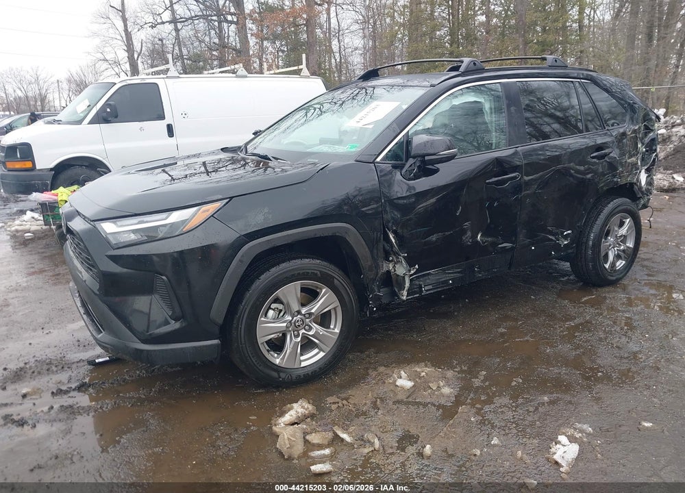 2025 TOYOTA RAV4 HYBRID XLE VIN: 4T3RWRFV2SU195093