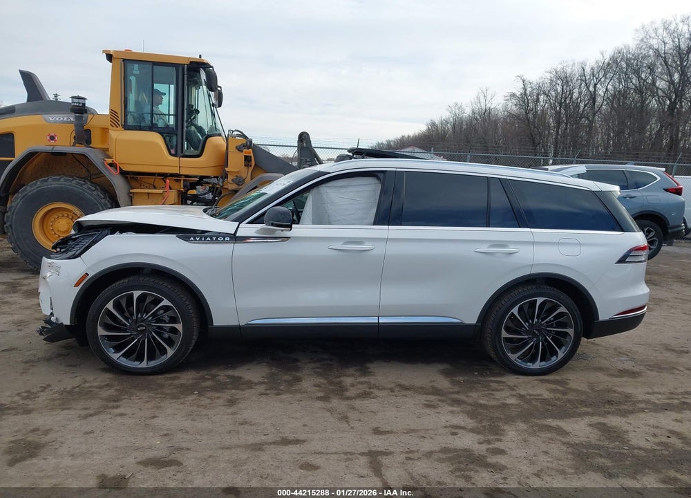 2025 LINCOLN AVIATOR RESERVE VIN: 5LM5J7XC6SGL12371