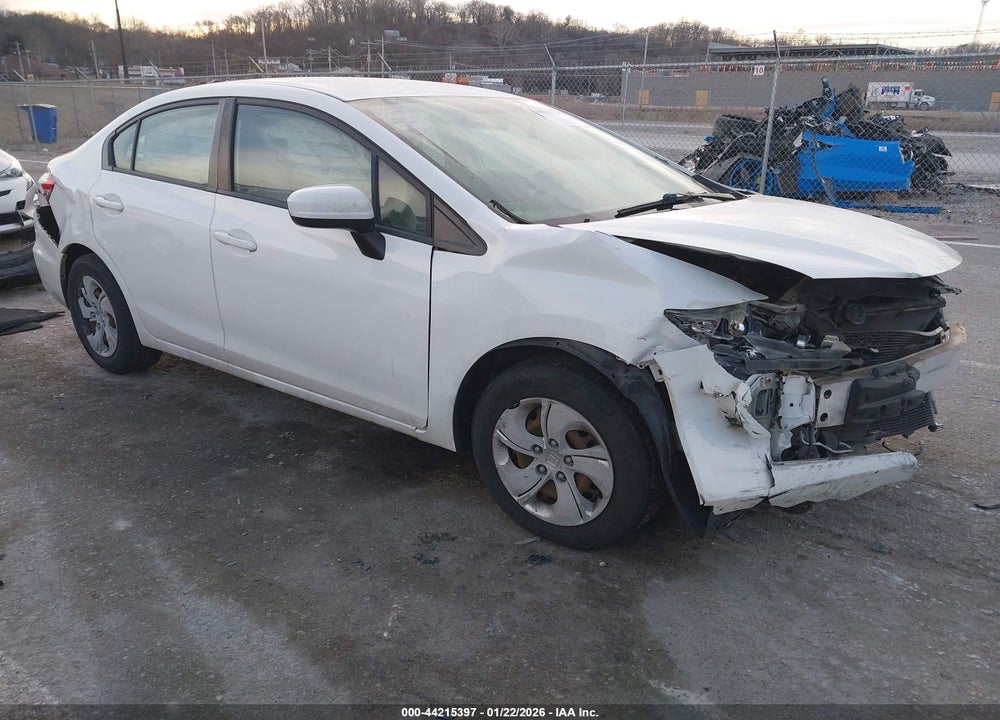 2014 HONDA CIVIC LX VIN: 19XFB2F57EE010641