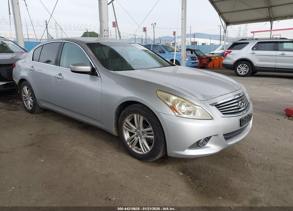 2013 INFINITI G37 JOURNEY VIN: JN1CV6AP7DM305638