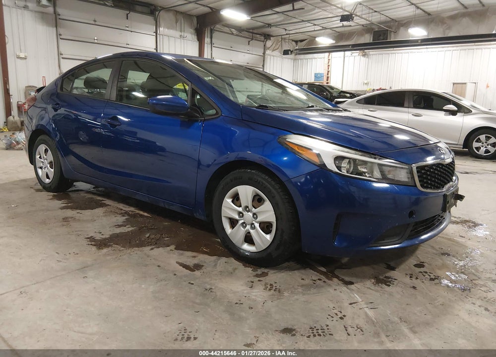 2018 KIA FORTE LX VIN: 3KPFL4A71JE261800