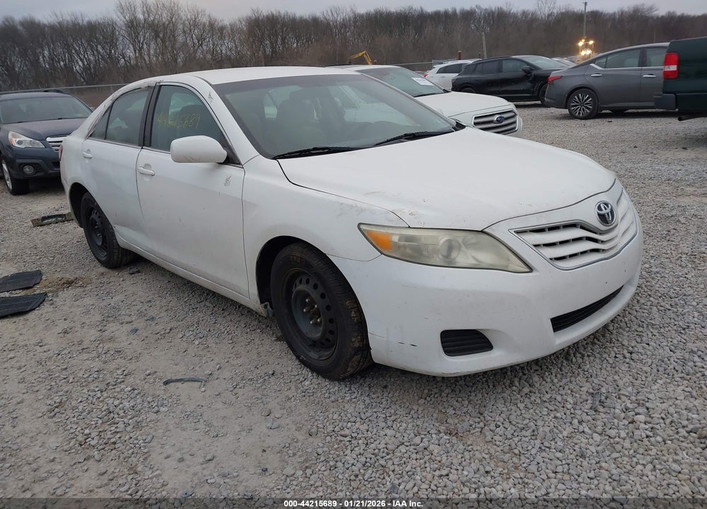 2011 TOYOTA CAMRY LE VIN: 4T1BF3EK1BU591658