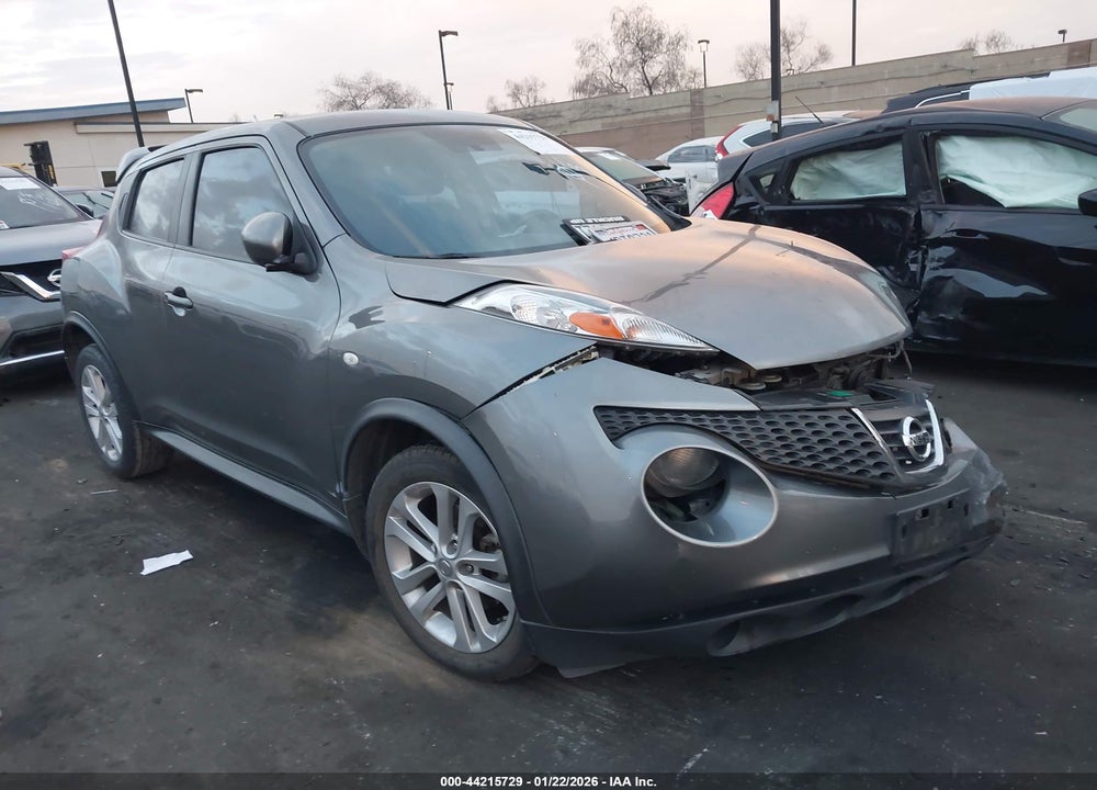 2011 NISSAN JUKE SV VIN: JN8AF5MR8BT002710