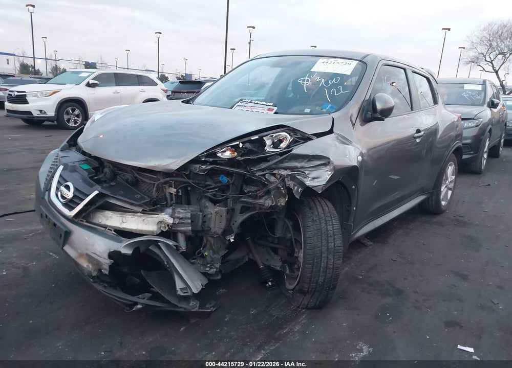 2011 NISSAN JUKE SV VIN: JN8AF5MR8BT002710