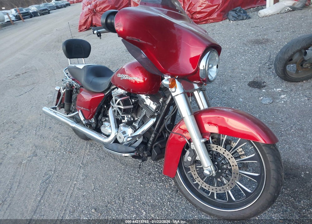 2013 HARLEY-DAVIDSON FLHX STREET GLIDE VIN: 1HD1KBM11DB691691