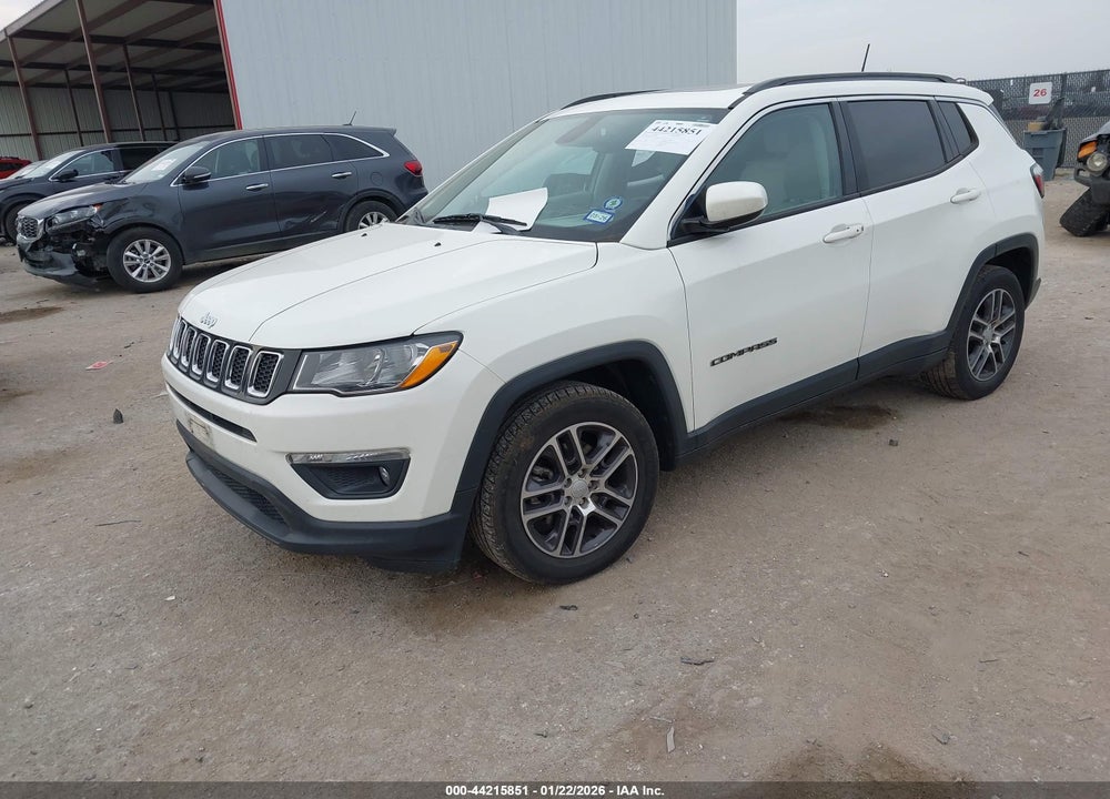 2018 JEEP COMPASS SUN AND WHEEL FWD VIN: 3C4NJCBB6JT494646
